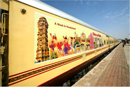 palace on wheels - luxury train experience India